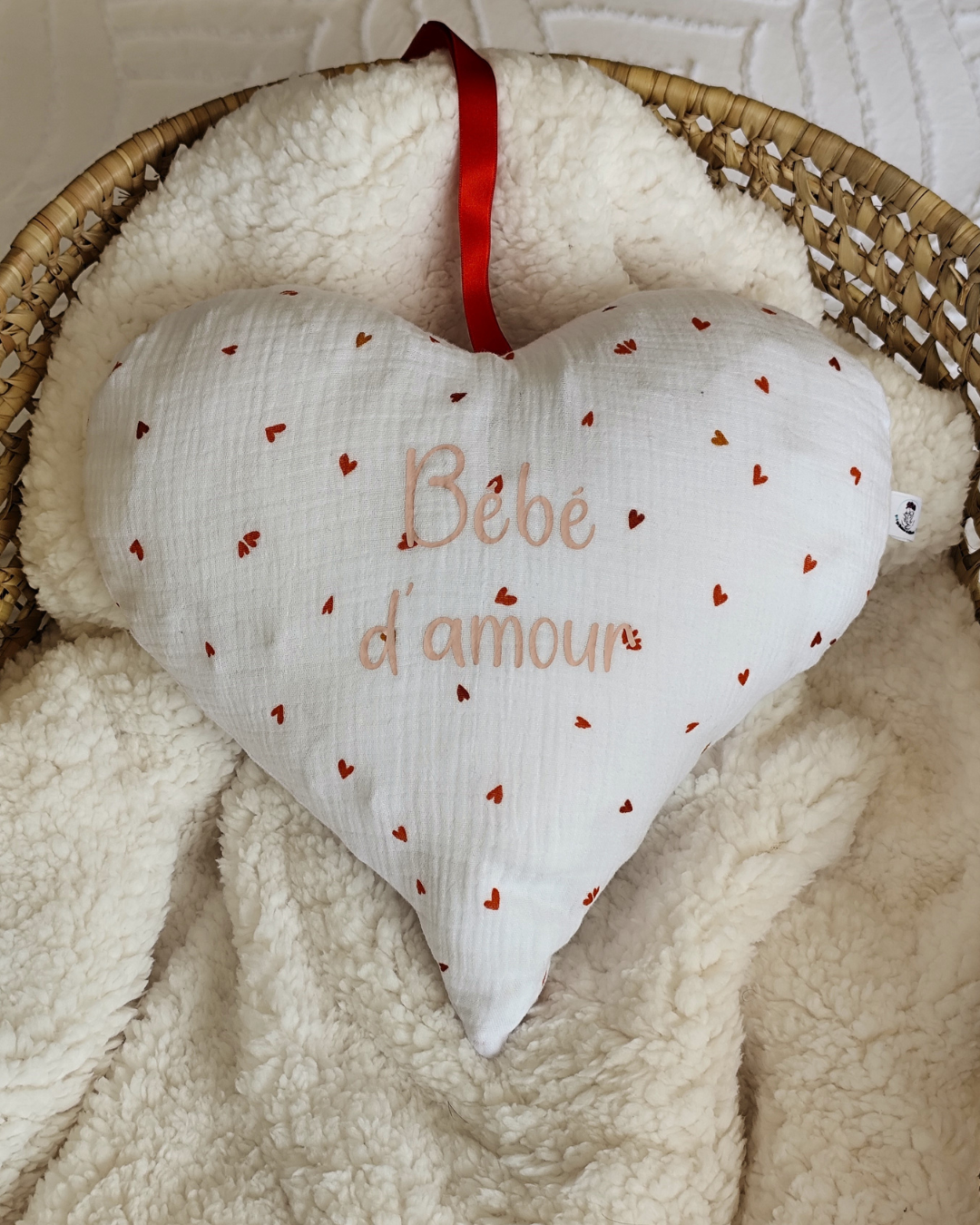 veilleuse bébé personnalisée cœur en tissu double gaze lumière douce