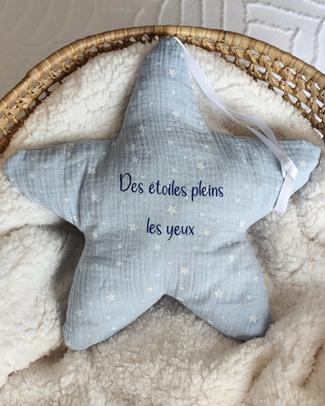 veilleuse bébé étoile personnalisée bleue en tissu double gaze