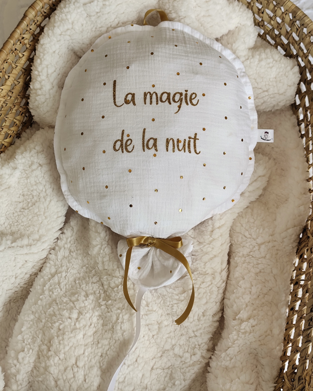 veilleuse ballon tissu personnalisée inscription magie de la nuit décoration bébé