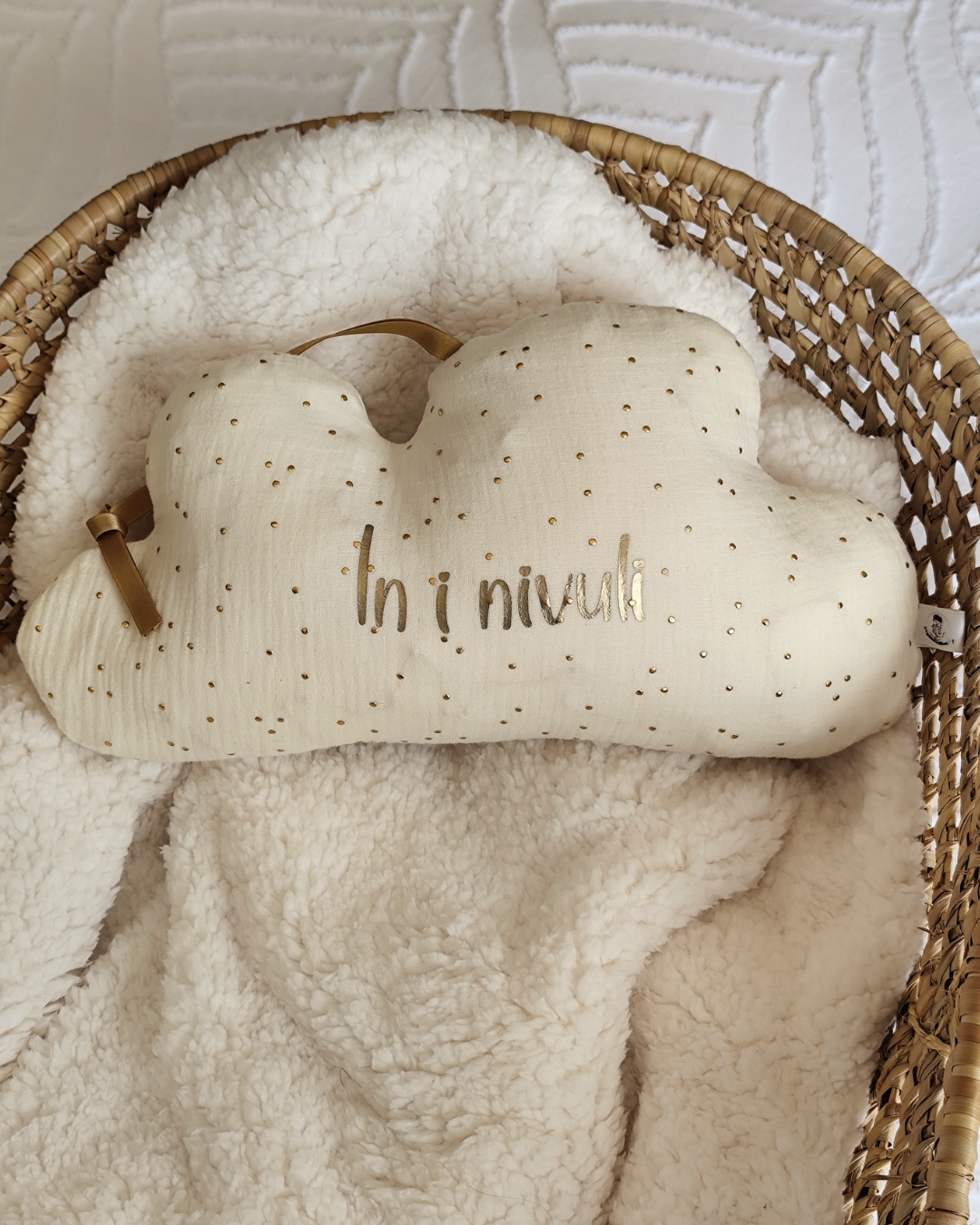 veilleuse bébé nuage personnalisée corse inscription In i nivuli