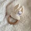anneau de dentition bébé bois naturel tissu écru à pois dorés oreilles lapin